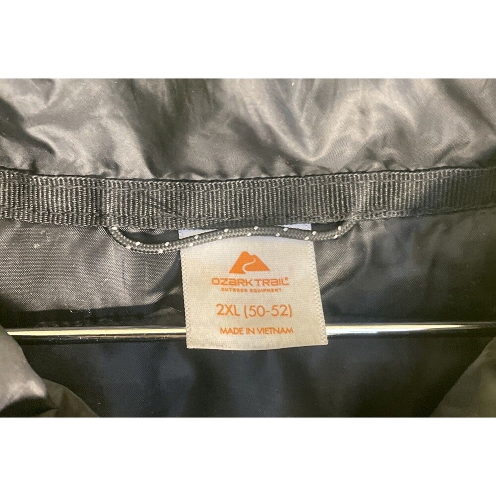 Men's Ozark Trail BLACK Puffer Jacket Size 2XL 50-52 Lightweight packable - Picture 2 of 4